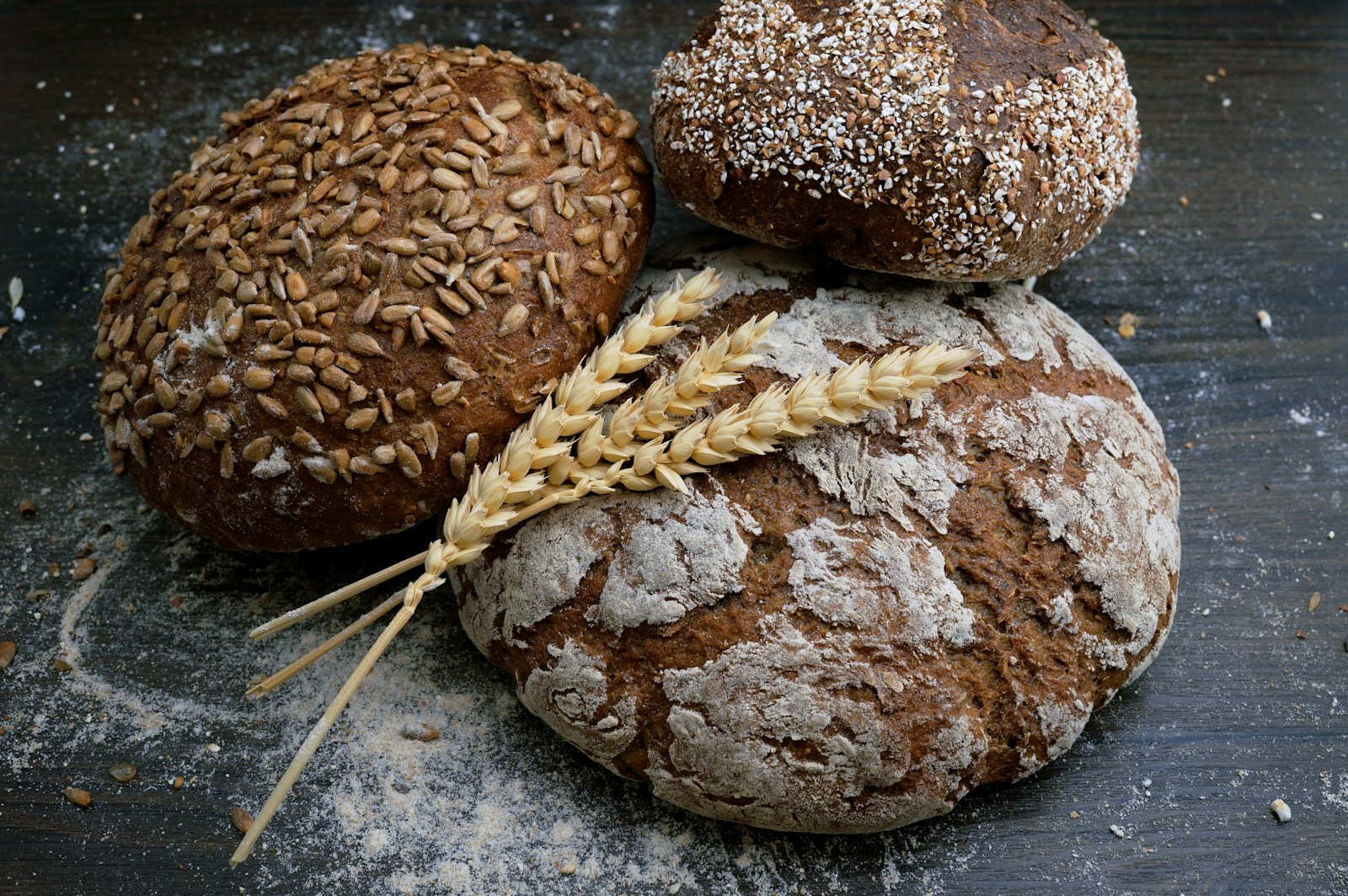 Bread rolls. Photo credit: Wesual Click on Unsplash.
